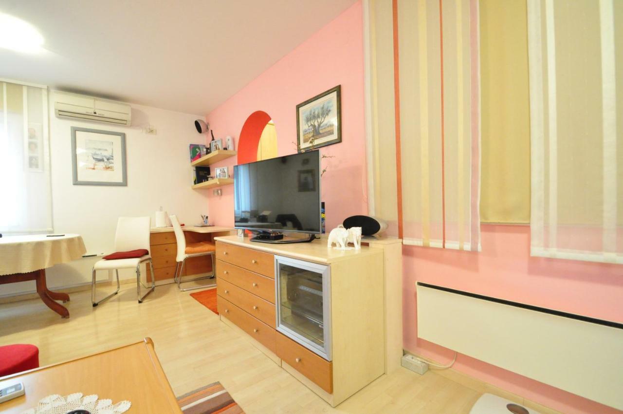 Bm Apartments Сплит Екстериор снимка